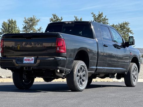 New 2026 RAM 2500 Laramie AWD/4WD image 3