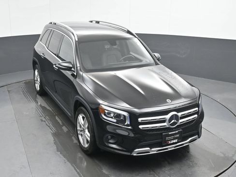 Used 2023 Mercedes-Benz GLB 250 4MATIC image 36