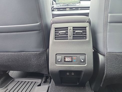 New 2026 Mitsubishi Outlander SEL AWD/4WD image 27