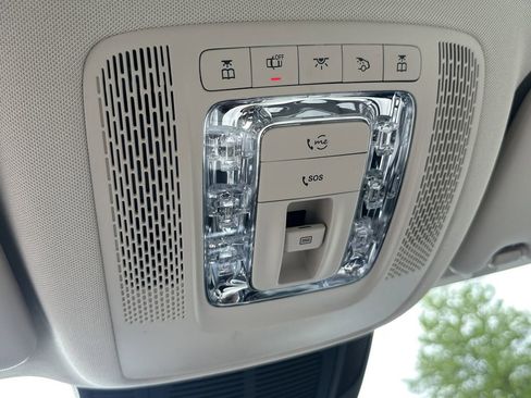 New 2026 Mercedes-Benz GLS 450 4MATIC image 34