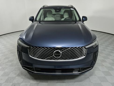 Used 2026 Volvo XC90 B6 Ultra w/ Protection Package image 38