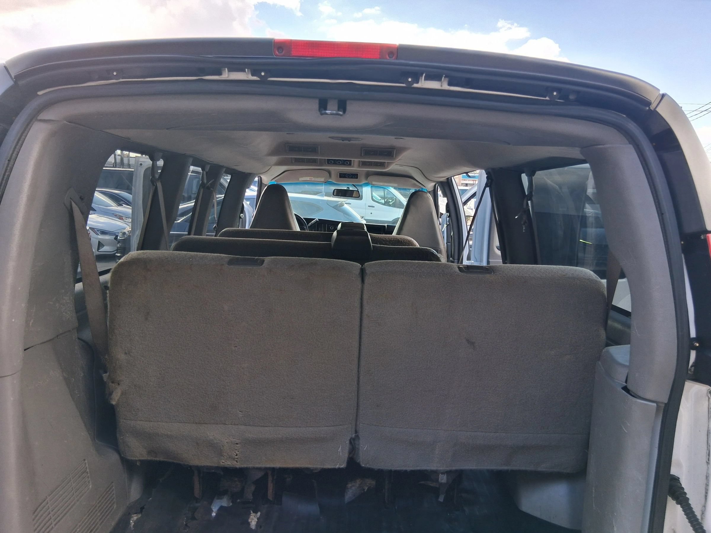 Used 2017 Chevrolet Express 2500 LS RWD image 25