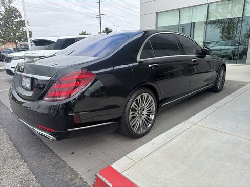 Used 2020 Mercedes-Benz S 560 Sedan image 4