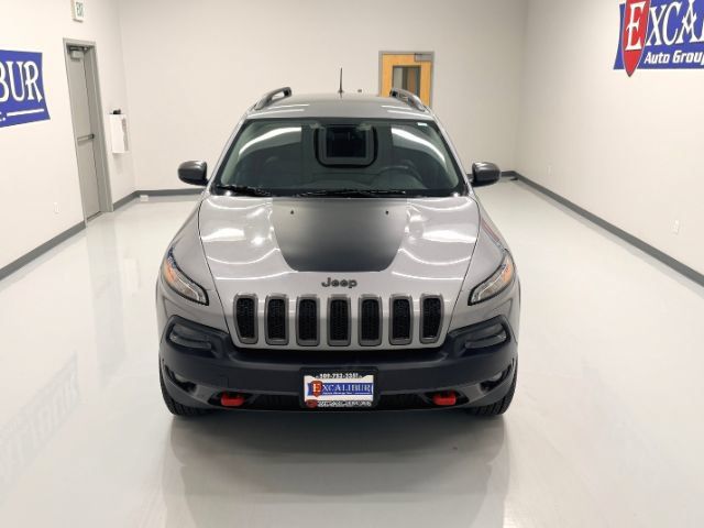 Used 2015 Jeep Cherokee Trailhawk w/ Comfort/Convenience Group AWD/4WD image 19