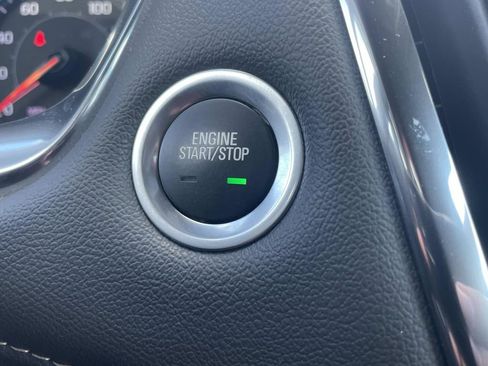 Used 2023 Chevrolet Traverse LT w/ LT Premium Package image 27