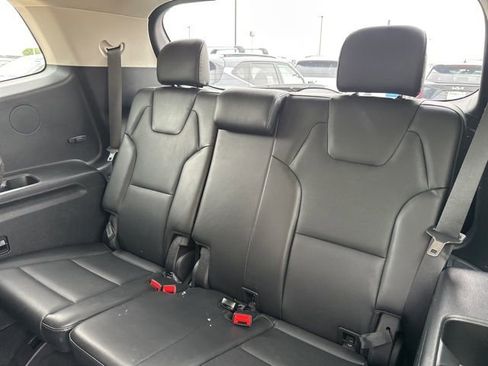 Used 2024 Kia Telluride S FWD image 14