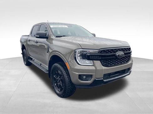 Used 2025 Ford Ranger XLT w/ Equipment Group 301A High AWD/4WD image 9