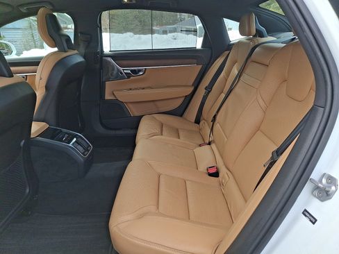 Used 2018 Volvo S90 T6 Inscription image 10