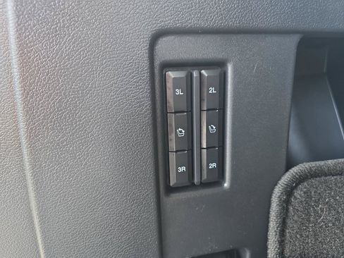Used 2022 Ford Expedition XLT AWD/4WD image 31