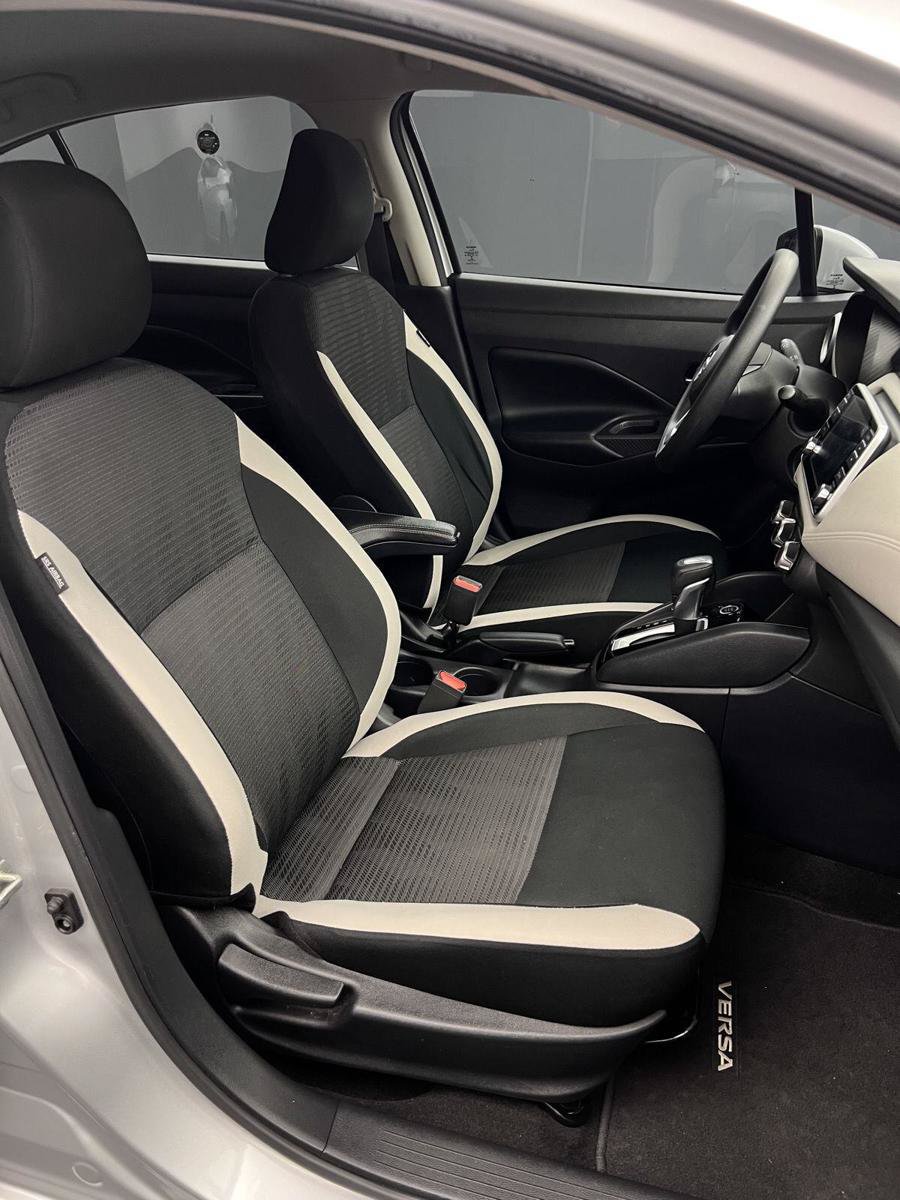 Used 2020 Nissan Versa SV FWD image 35