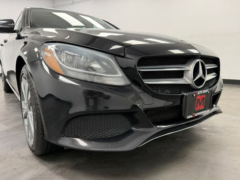Used 2018 Mercedes-Benz C 300 C 300 4MATIC Sedan w/ Premium Package image 19