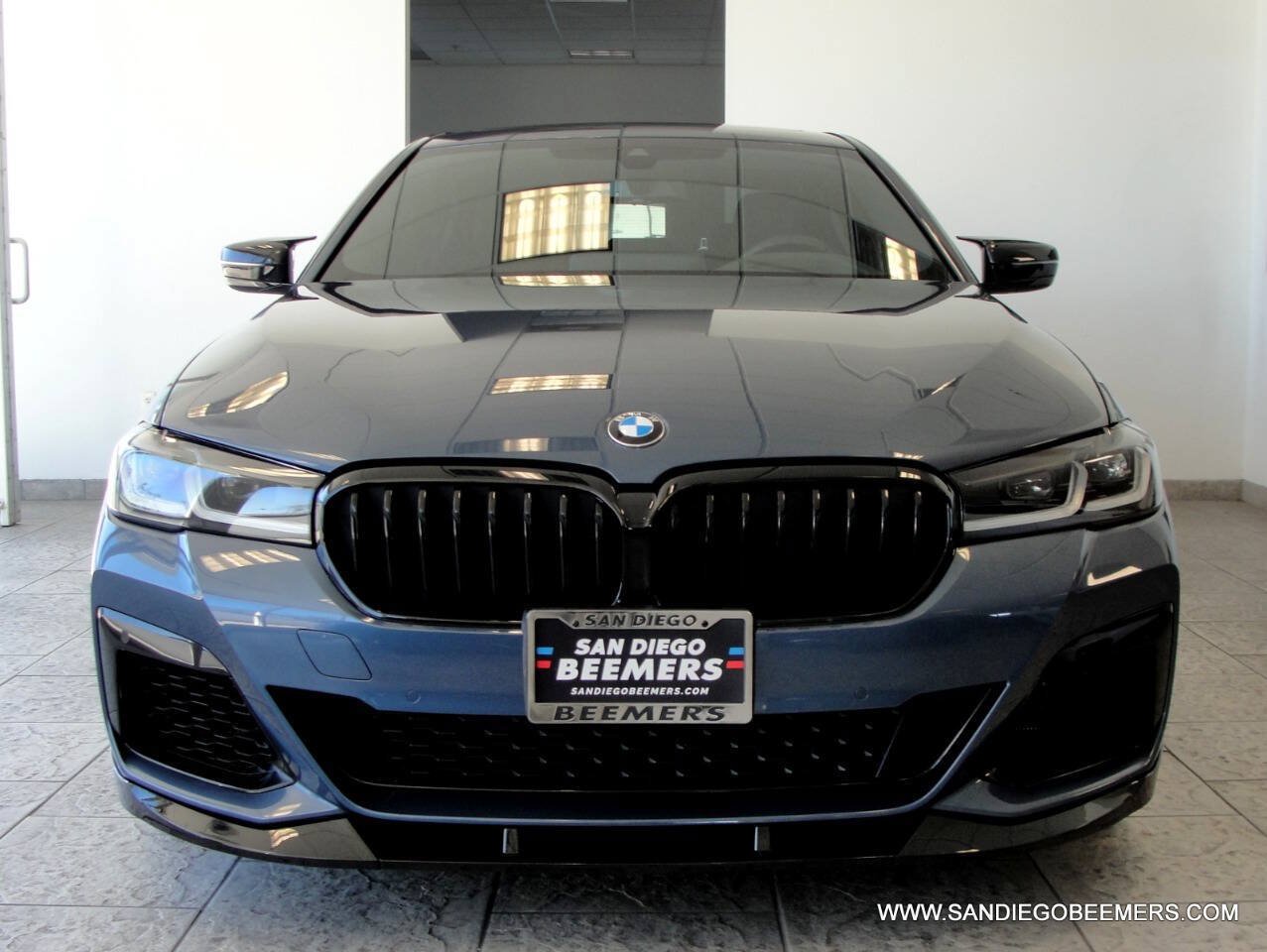 Used 2023 BMW 540i w/ M Sport Package RWD image 5