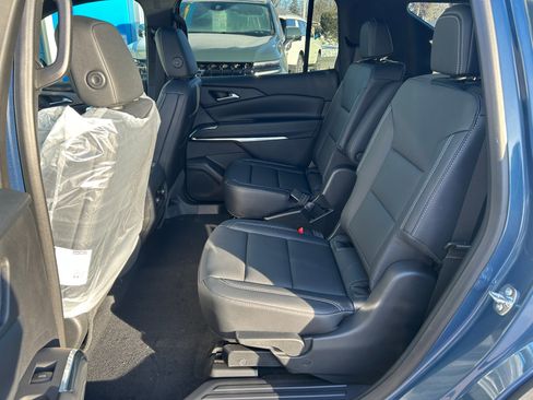 New 2026 Chevrolet Traverse LT w/ Sun and Wheel Package image 29