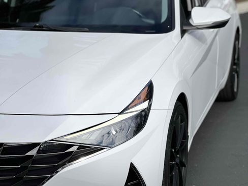 Used 2022 Hyundai Elantra SEL w/ Convenience + Premium Package image 51