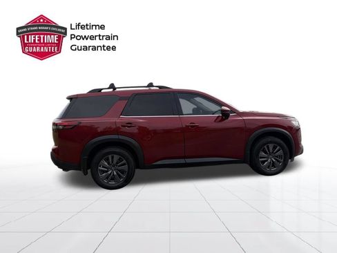 Used 2022 Nissan Pathfinder SV FWD image 7
