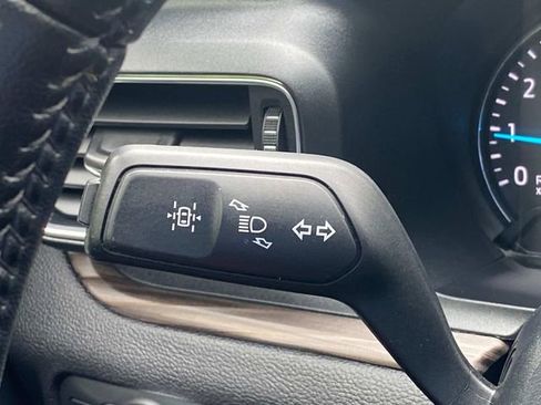 Used 2021 Ford Explorer Limited w/ Equipment Group 301A AWD/4WD image 22