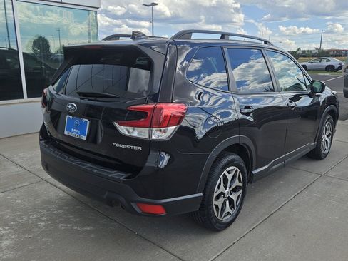 Used 2021 Subaru Forester Premium w/ Popular Package #1 AWD/4WD image 5