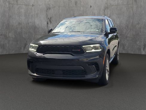 Used 2024 Dodge Durango GT AWD/4WD image 3