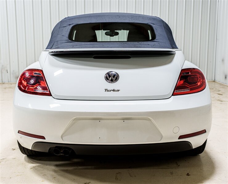 Used 2016 Volkswagen Beetle 1.8T Denim FWD image 6