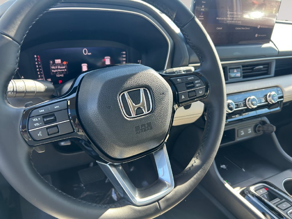 New 2026 Honda Pilot Touring image 12