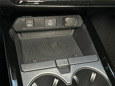 New 2026 Toyota Prius XSE Premium image 24