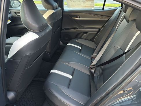 New 2026 Toyota Camry SE FWD image 11