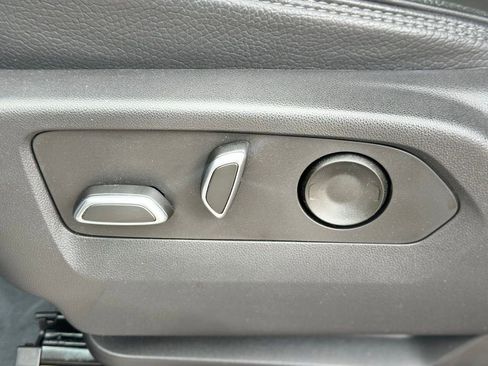 Used 2023 GMC Sierra 1500 Denali AWD/4WD image 21