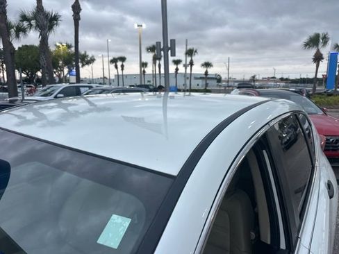 Used 2017 Honda CR-V LX image 11