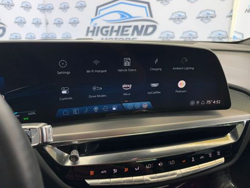 Used 2024 Cadillac Lyriq Sport image 38