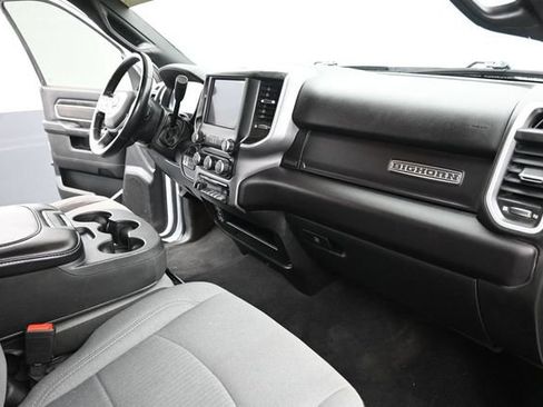 Used 2024 RAM 2500 Big Horn w/ Off Road Package AWD/4WD image 17