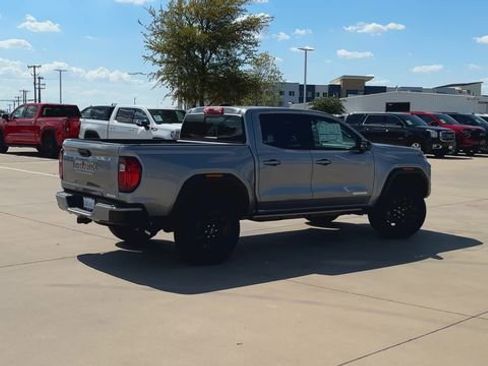 New 2026 GMC Canyon Elevation w/ Convenience Package RWD image 9