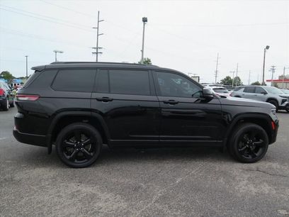 Used 2022 Jeep Grand Cherokee L Laredo