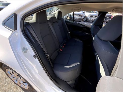 Used 2024 Toyota Corolla LE image 18