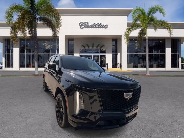 Certified 2026 Cadillac Escalade Platinum Sport w/ LPO, ONYX Package AWD/4WD image 3