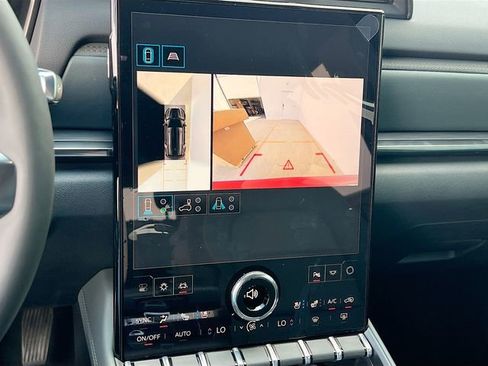 New 2026 GMC Terrain AT4 w/ Convenience Package III AWD/4WD image 9
