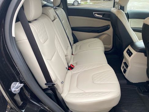 Used 2024 Ford Edge Titanium image 24