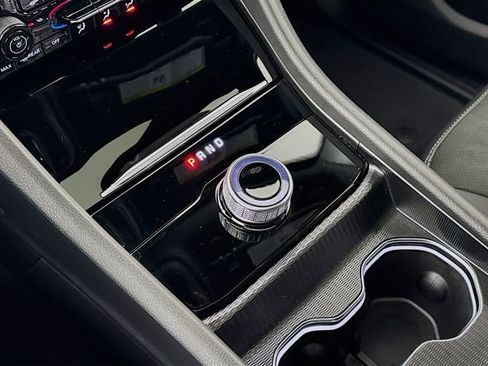 New 2025 Jeep Grand Cherokee Altitude image 19