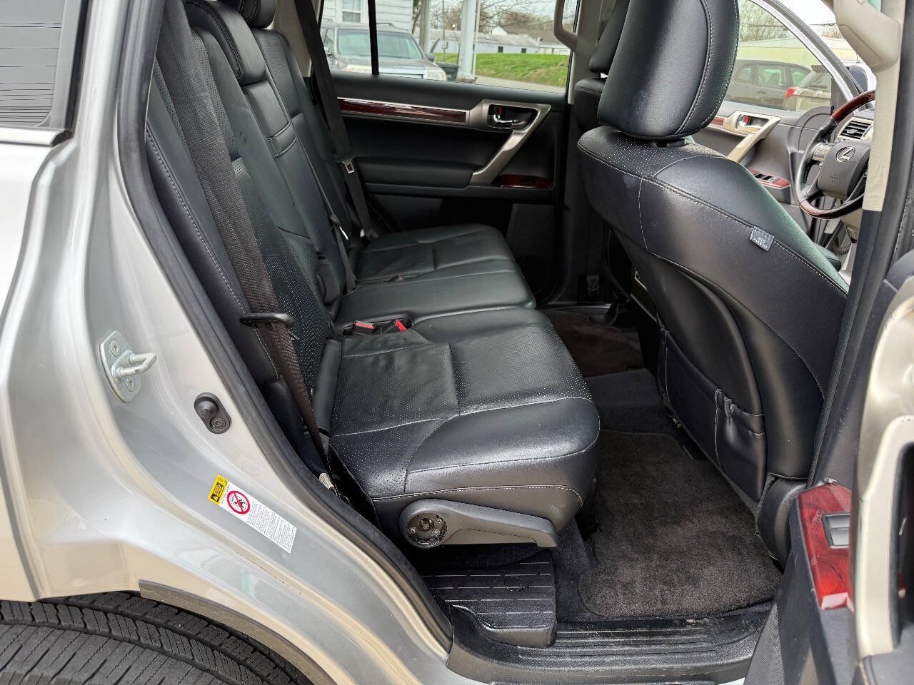 Used 2012 Lexus GX 460 w/ Comfort Plus Pkg AWD/4WD image 14