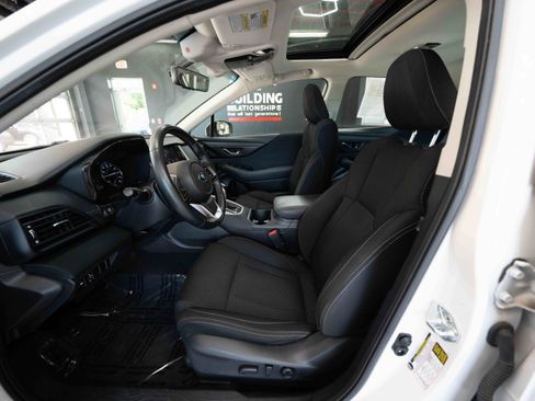 Used 2022 Subaru Legacy Premium AWD/4WD image 9