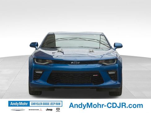 Used 2018 Chevrolet Camaro SS RWD image 2