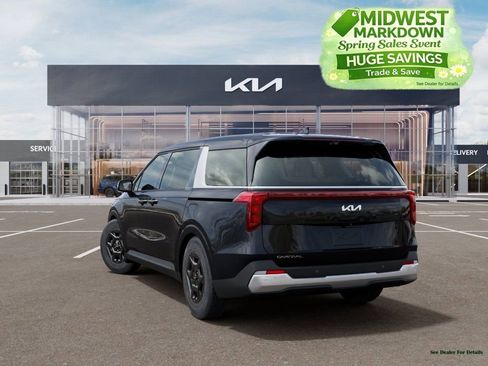 New 2026 Kia Carnival FWD image 4