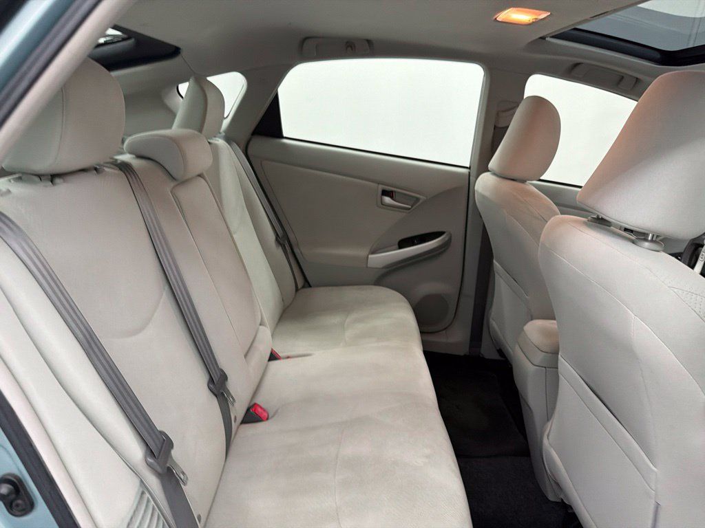 Used 2012 Toyota Prius Three w/ Solar Roof Pkg FWD image 28