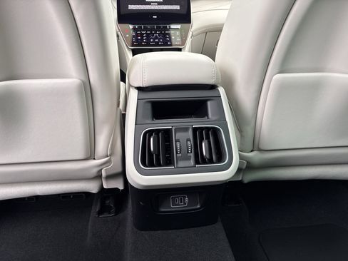 Used 2023 Maserati Grecale Modena image 33