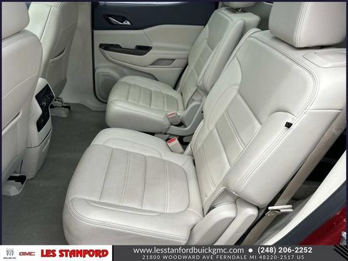 Used 2023 GMC Acadia Denali w/ Denali Ultimate Package AWD/4WD image 13