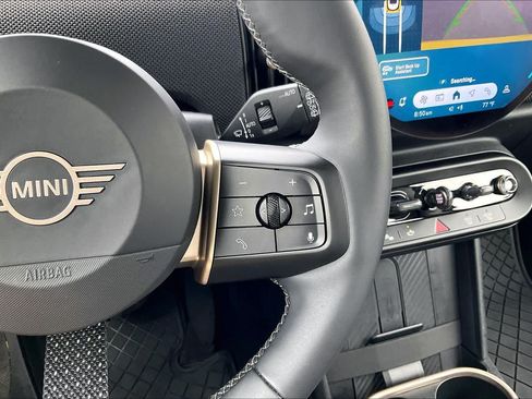 Used 2025 MINI Cooper S FWD image 23