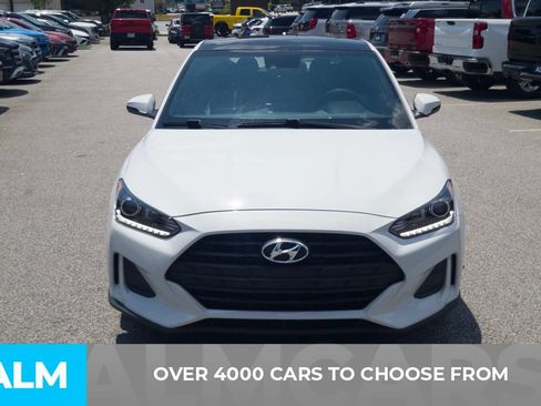 Used 2019 Hyundai Veloster 2.0 Premium FWD image 2