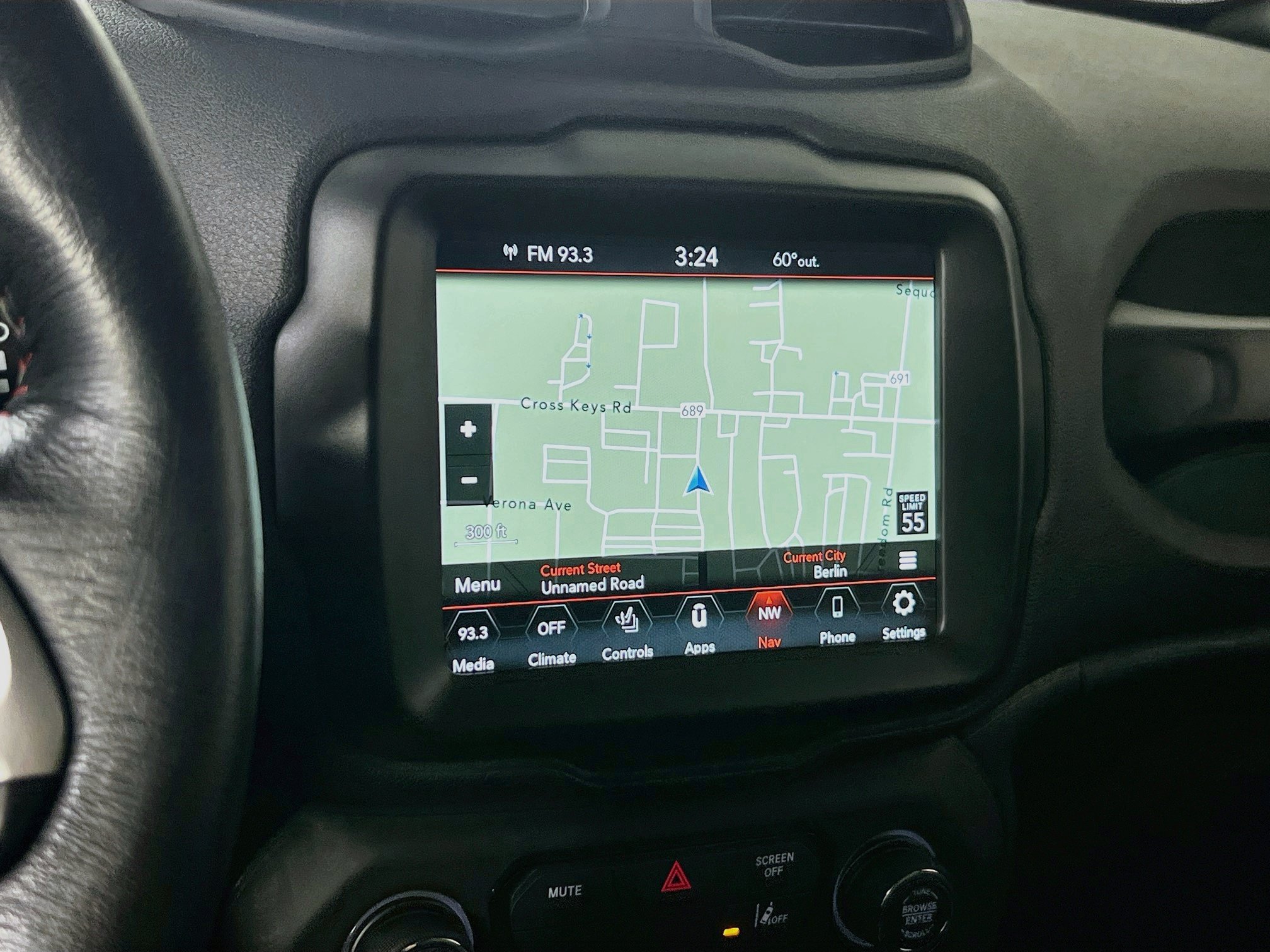 Used 2023 Jeep Renegade Trailhawk w/ Trailhawk Elite Group AWD/4WD image 13