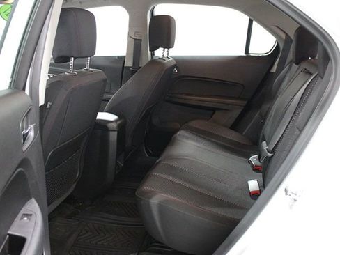 Used 2017 Chevrolet Equinox LS FWD image 14