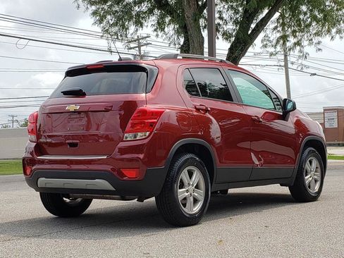 Used 2022 Chevrolet Trax LT w/ Driver Confidence Package AWD/4WD image 5