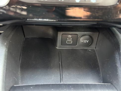Used 2024 Ford Escape ST-Line w/ Tech Pack #1 FWD image 29